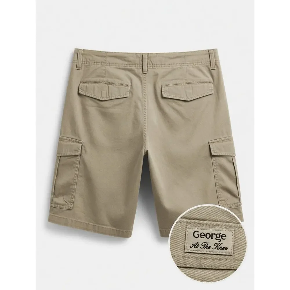 George At The Knee Cargo Shorts – Stone Wash
